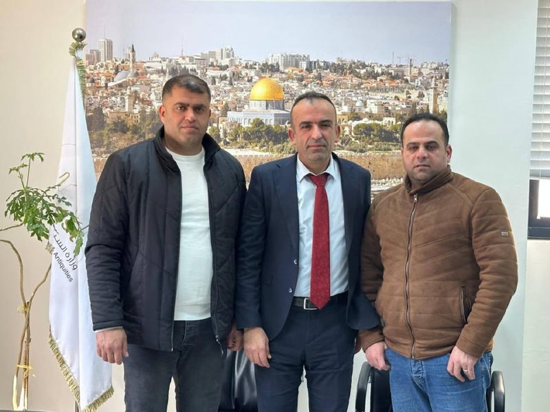 تنفيذاً لخطة البلدية الإستراتيجية وضمن الحفاظ على الأماكن الأثرية وخاصة البلدة القديمة تم عقد إجتماع مع عطوفة… – صورة 2
