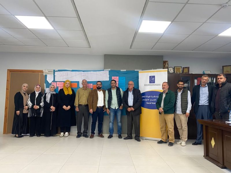 بلدية كوبر وبالتعاون مع صندوق إقراض وتطوير البلديات وضمن إستراتيجية البلدية المتمثلة في رفع القدرات وإدماج… – صورة 2
