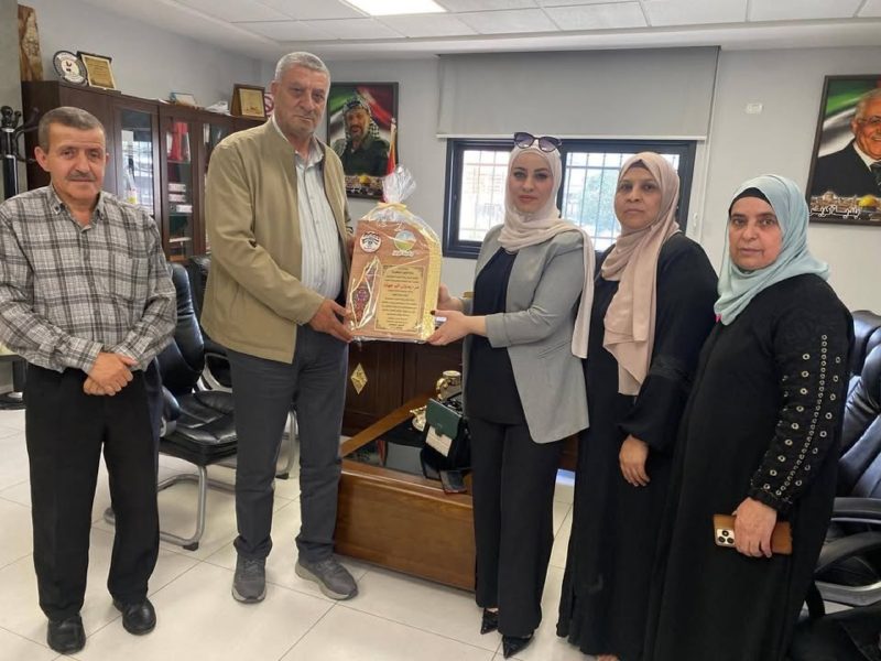 تتقدم بلدية كوبر بجزيل الشكر والتقدير لإدارة روضة كوبر الحكومية على هذه اللفتة الطيبة وزيارتهم الكريمة لتقديم… – صورة 3