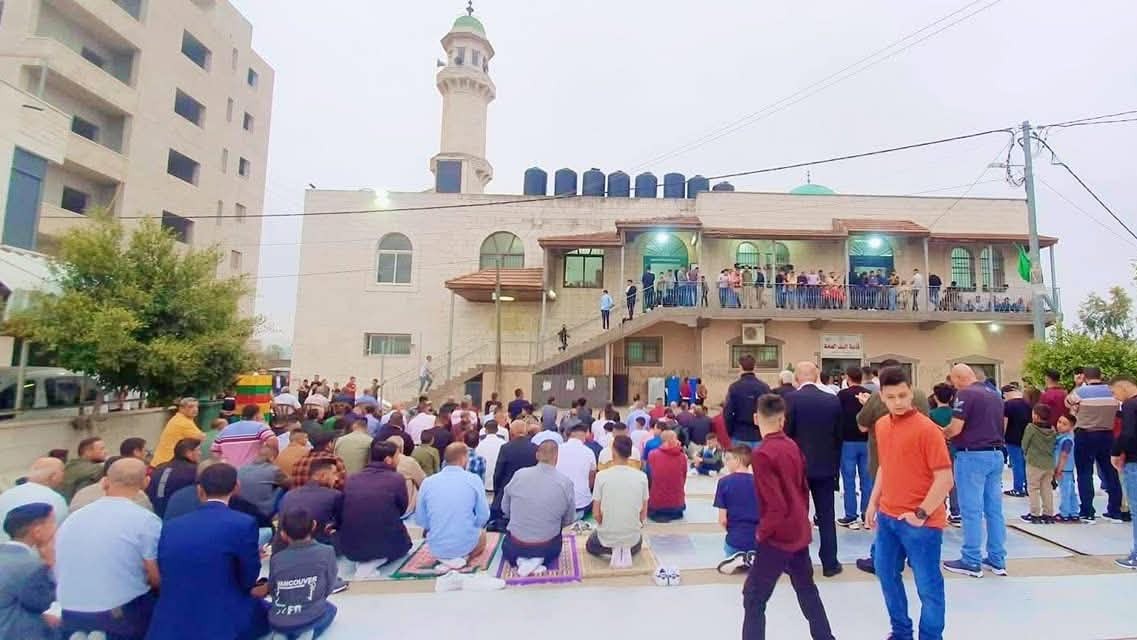 قاعة البلدة
